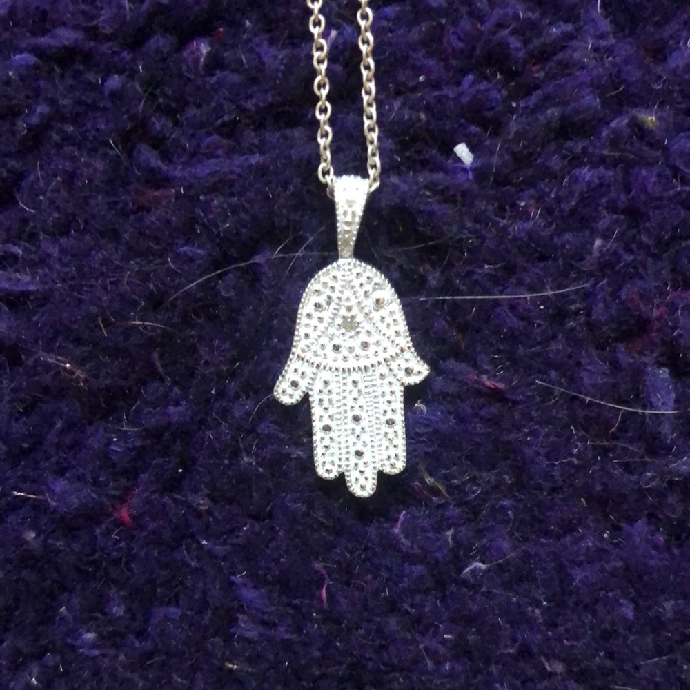 Hamsa Sterling Silver Necklace NWOT
